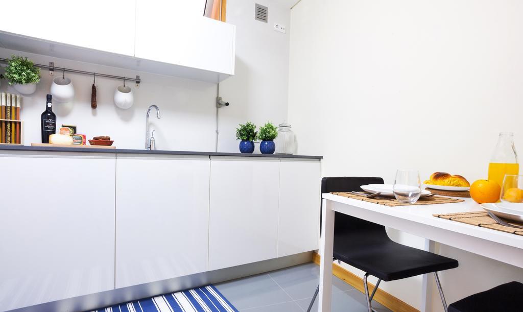 Opo Trinta E Um Apartment Порто Екстериор снимка